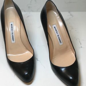 Manolo Blahnik Pumps